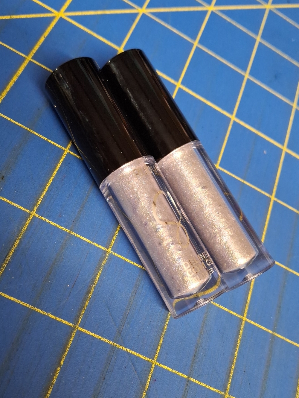 Ruby Rose Shine Shimmery Pearl Liquid Eyeliner - Iridescent New 2 Tubes